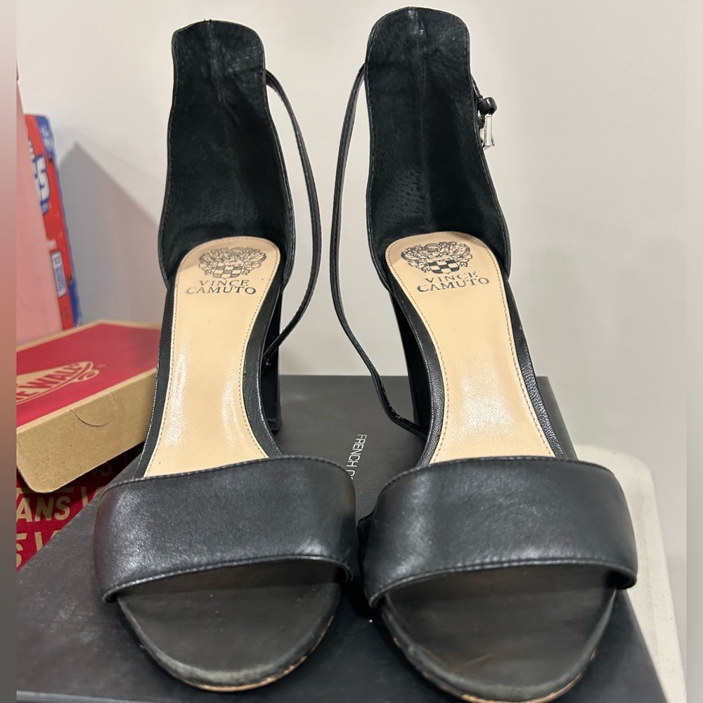 Vince Camuto leather block heel sandals